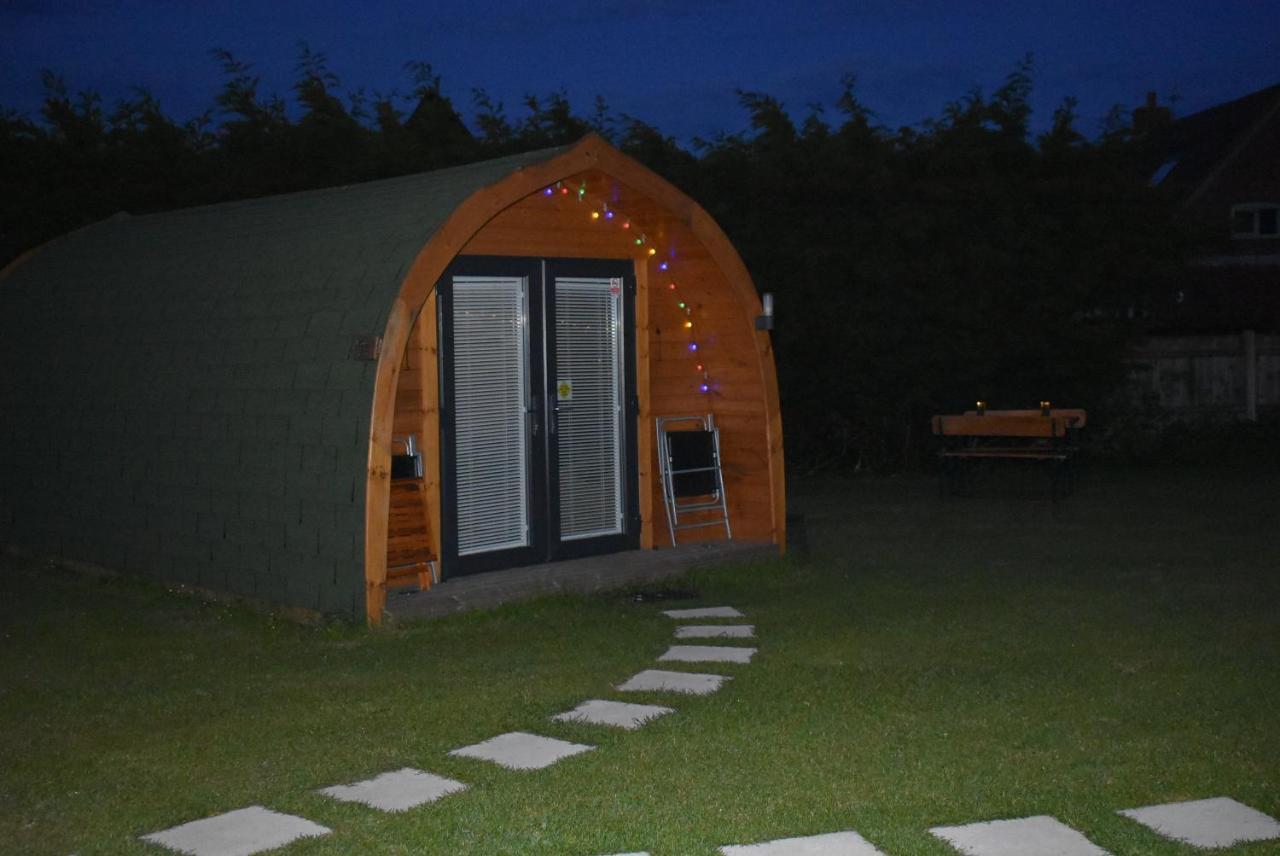 Lanterns Shepherds Huts & Glamping Hotel Happisburgh Ngoại thất bức ảnh